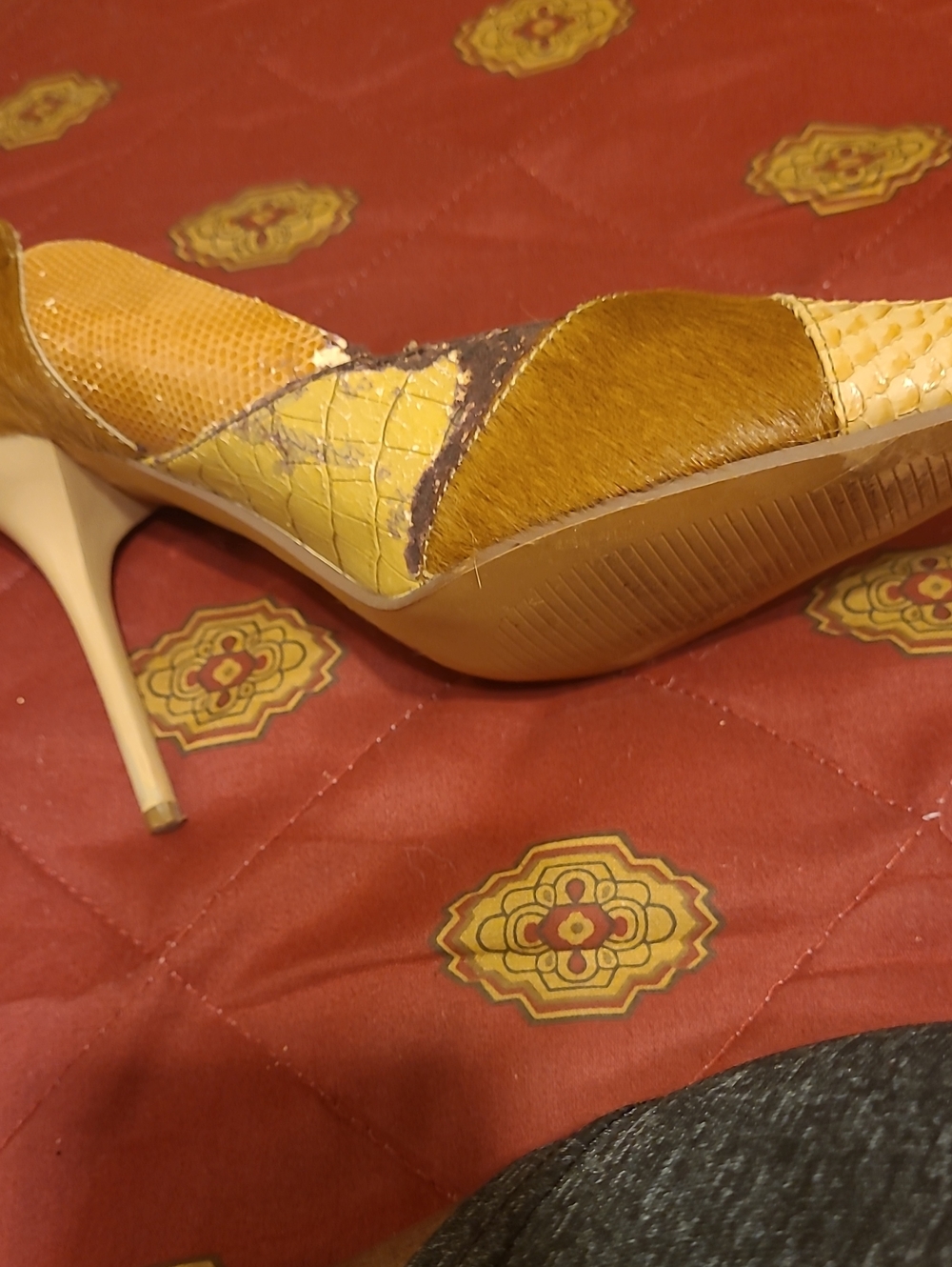 Stylish Two-Tone Pointed Toe Women's Heels - Brown & Cream - Picture 4 of 7